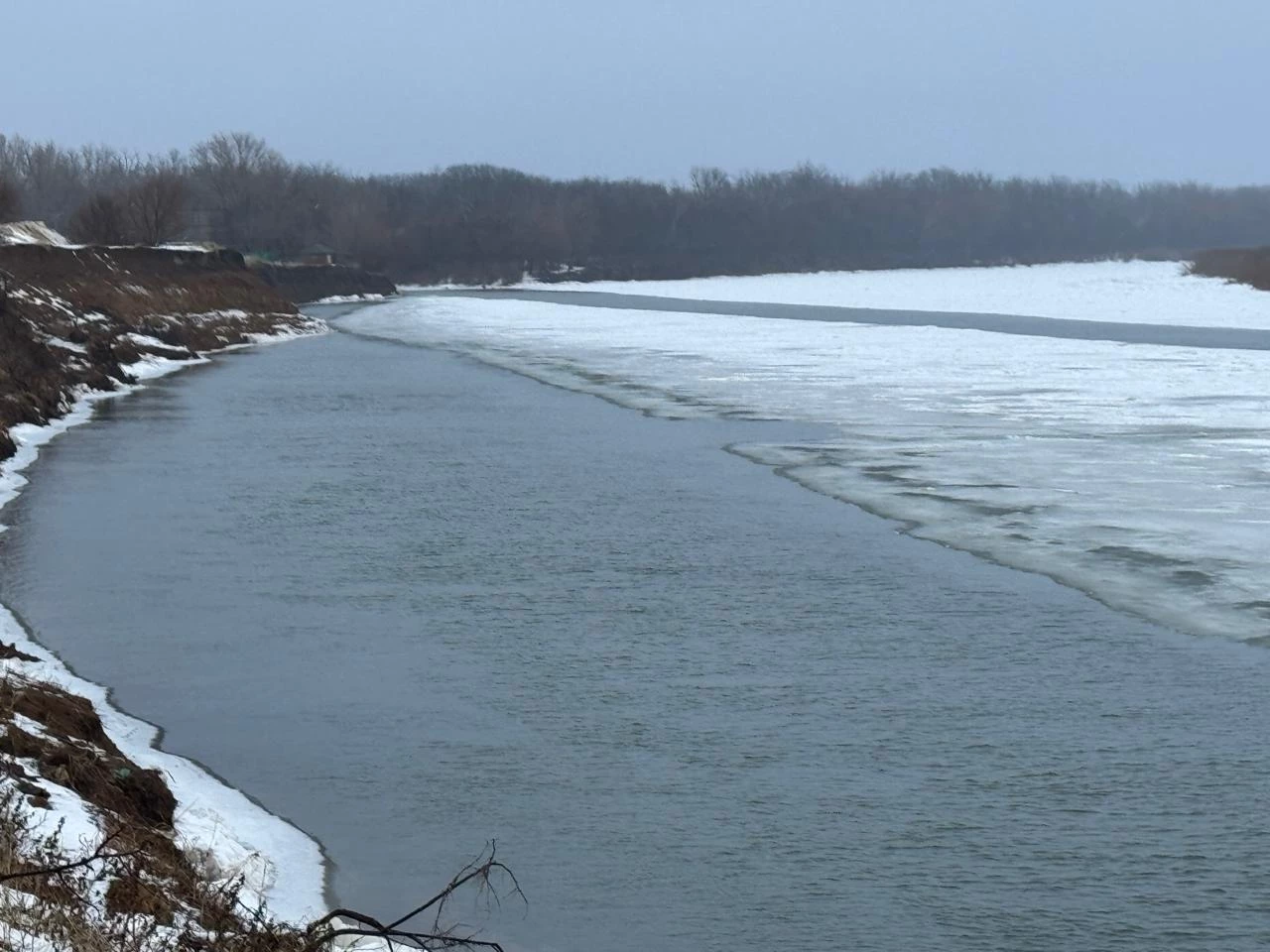 Сброс воды с Ириклинского водохранилища увеличат с 14 февраля